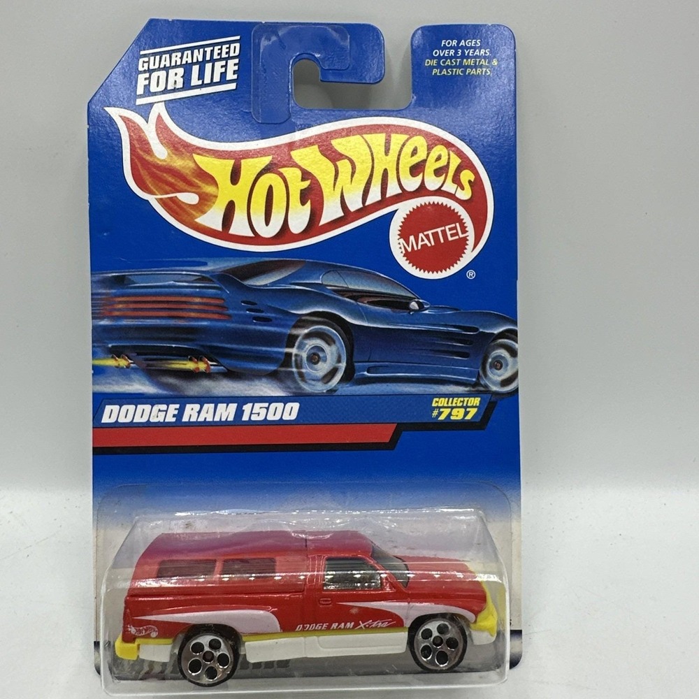 Hot Wheels Collector #797 DODGE‎ Ram 1500 Red/White w/Chrome 1998